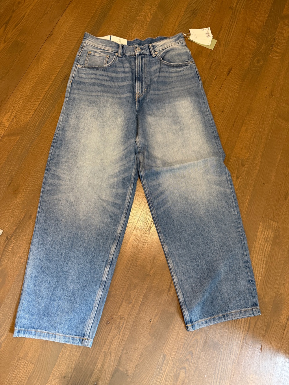 H&M Men's Light Blue Relaxed Jeans